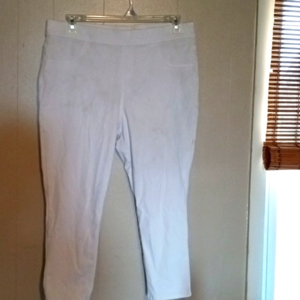 Time and Tru pull on pants